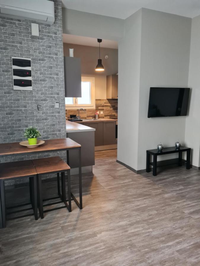 Trikala Easy Living B1 Kai B2 Daire Dış mekan fotoğraf